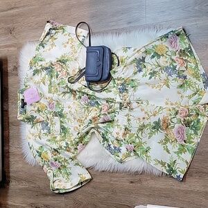 Beulah Floral Women's Shorts Set - Cream, Green, Pink